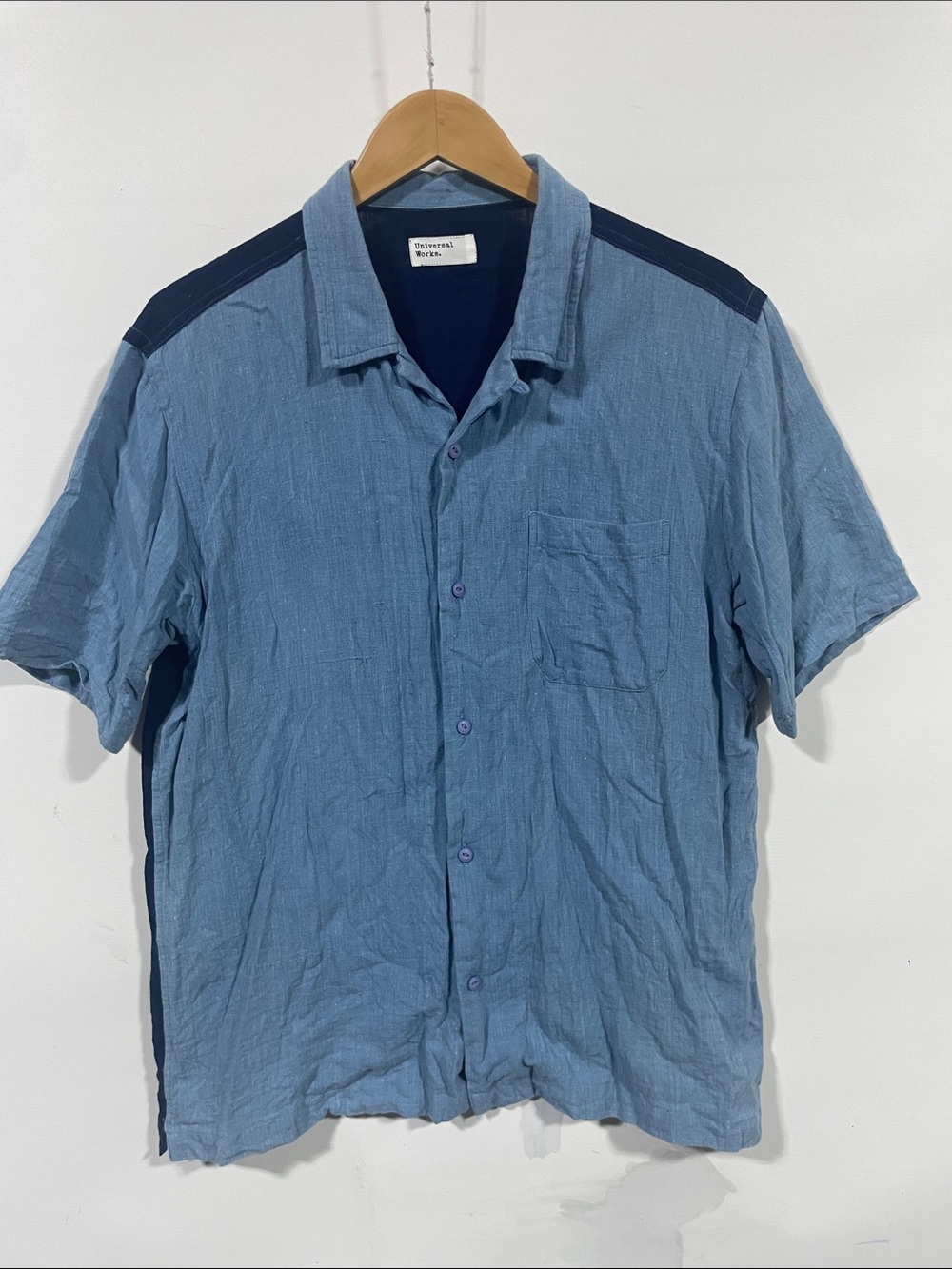 Universal Two-Tone Blue Short-Sleeve Button-Up Shirt